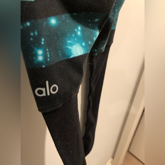 Alo Yoga Goddess Ribbed Ruched Geo Legging Island Green Space / Black Size XS - Picture 6 of 12